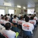 Un groupe de travail durant la journée mondiale de la santé et de la sécurité de Bouygues Travaux Publics.