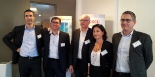 L'équipe de direction de Bosch e.l.m leblanc avec, au centre, Philippe Ménon, son président, et, à sa droite Frédéric Minckes, directeur commercial lors de la présentation de la stratégie le 26 novembre 2014 à Paris