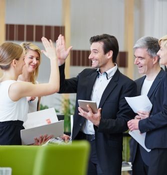 Management : Bonheur au travail: quels pays s'en sortent le mieux?
