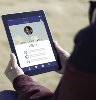 Conquête client : Hootsuite permet de suivre ses prospects sur les réseaux sociaux