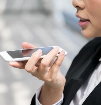 Pilotage commercial : Le CRM de Zoho peut désormais parler directement avec les commerciaux