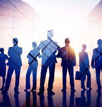Stratégie commerciale : Les managers intermédiaires, clés de voûte du changement