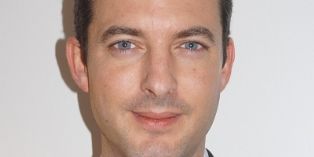 Frédéric Marin, directeur commercial en charge des activités Toilette/Beauté/Mode/Accessoires et High Tech/Loisirs/Services chez JCDecaux