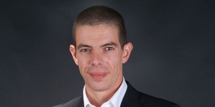 Julien Champagne est nommé Sales Director France de FireEye